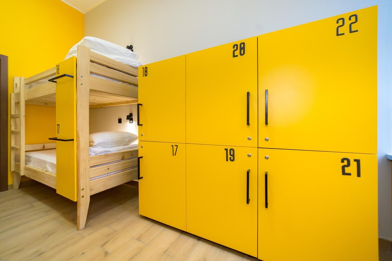 Hotel Bee Station Kiev Luaran gambar
