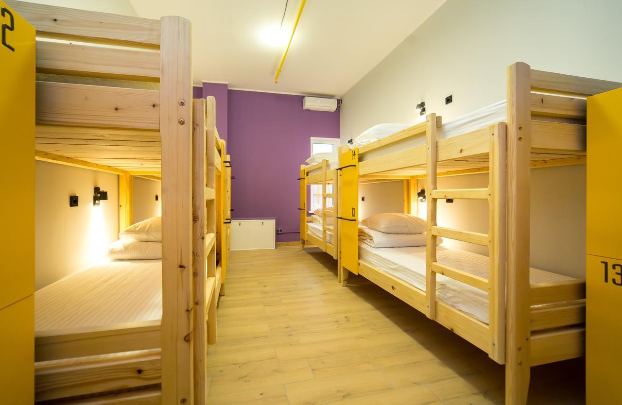 Hotel Bee Station Kiev Luaran gambar