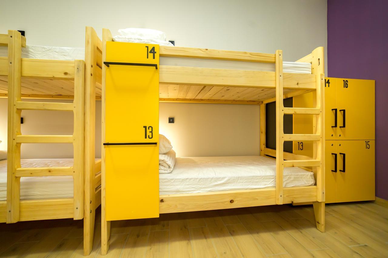 Hotel Bee Station Kiev Luaran gambar