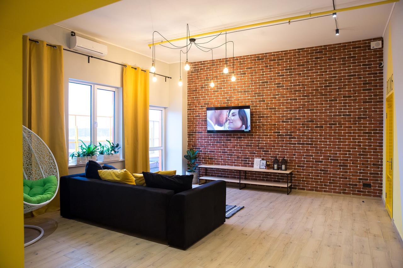 Hotel Bee Station Kiev Luaran gambar