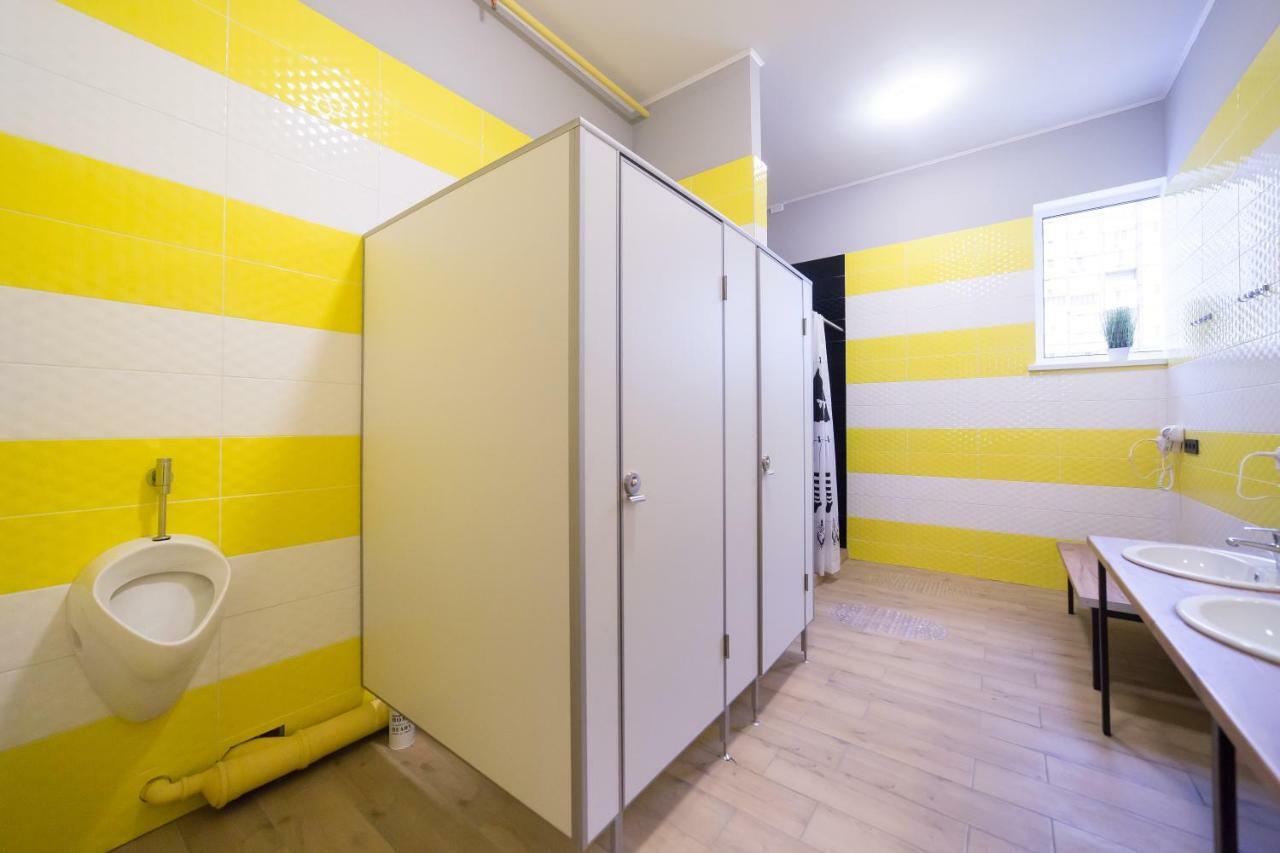 Hotel Bee Station Kiev Luaran gambar