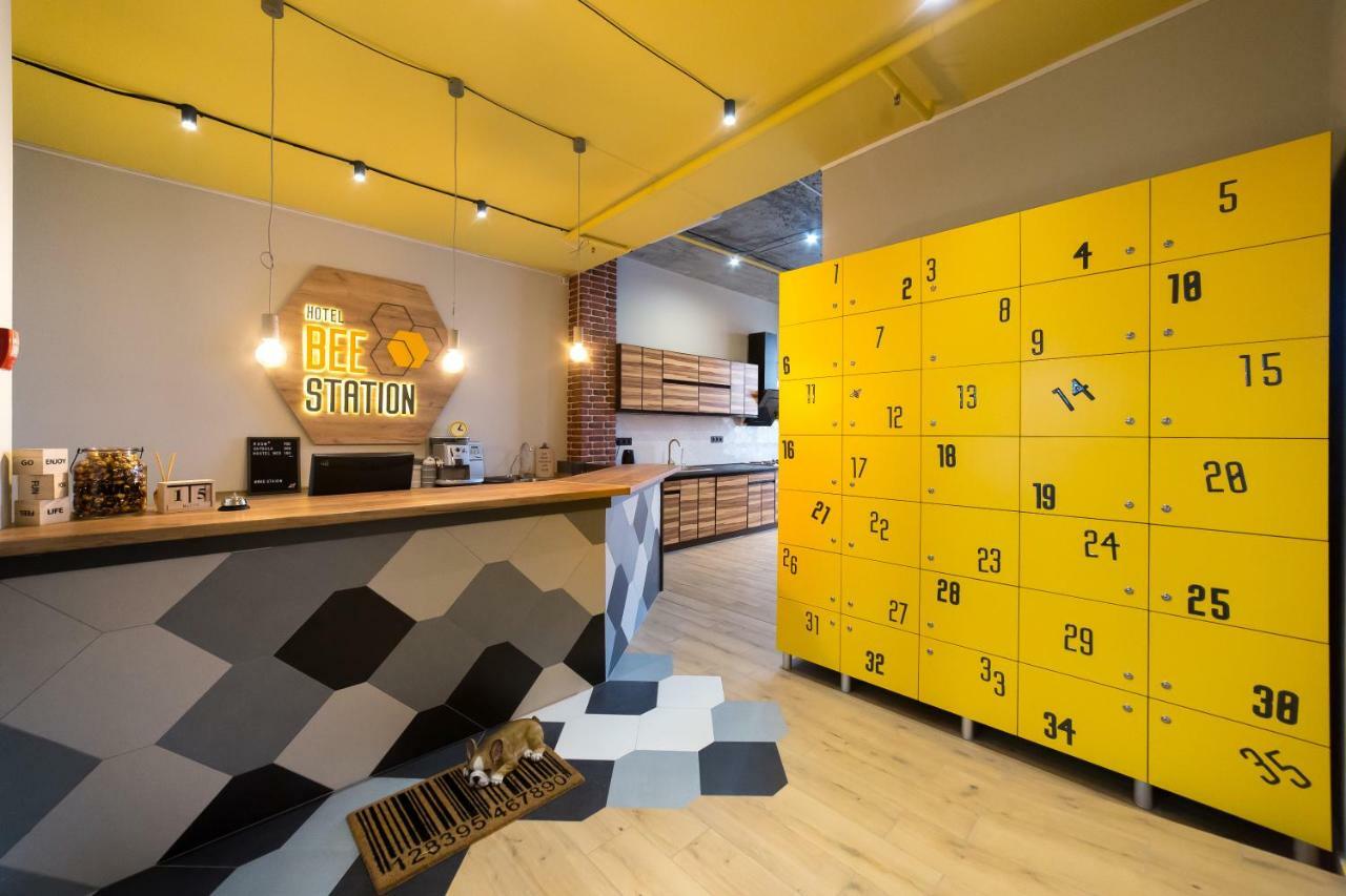 Hotel Bee Station Kiev Luaran gambar